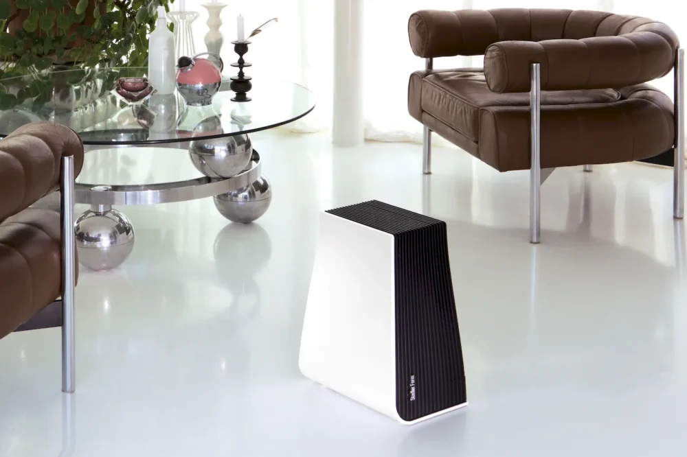 Betrieb eines Luftwäschers im Wohnzimmer